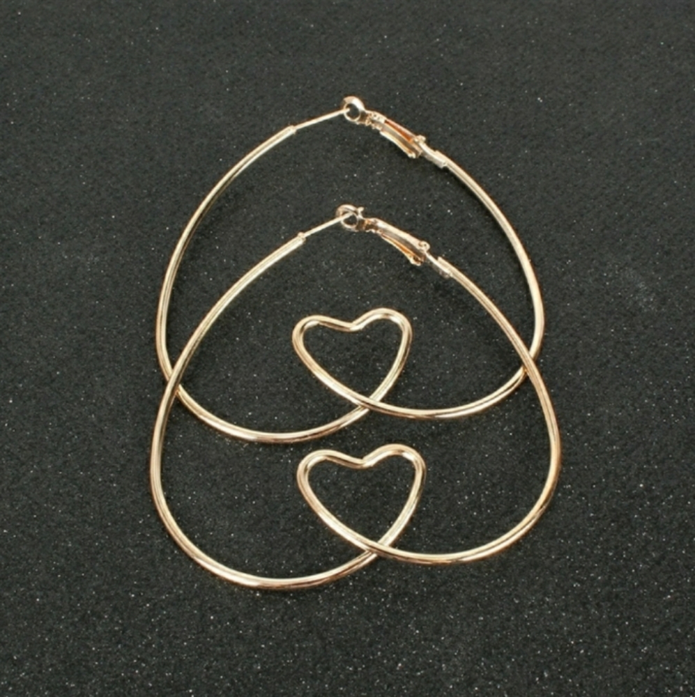 🌟3/$15 Gold Double Heart Hoops